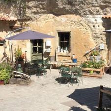 En balade avec Camille En balade avec Camille - Caves de la Genevraie